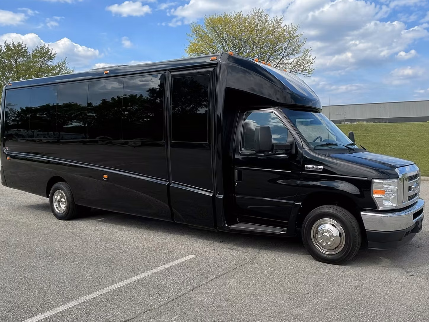 15 passenger minibus