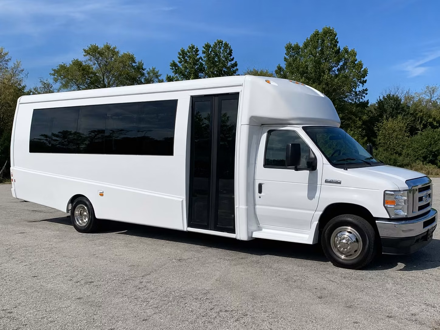 bachelorette party and bridal party bus rentals in beaumont