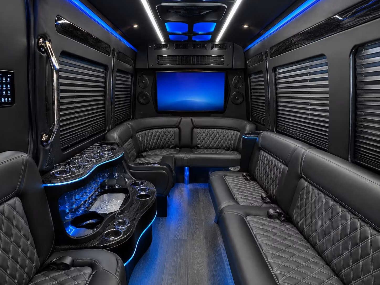 charterbusrentalbeaumonttx com helps you book beaumont sports fan and sporting event transportation