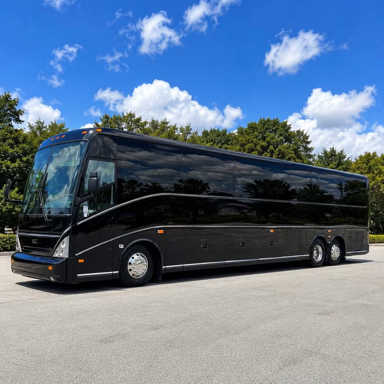 charterbusrentalbeaumonttx com is the easiest way to book beaumont field trip and school group transportation